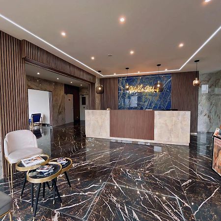 波城北里瑞拉思餐厅酒店 伦斯 外观 照片